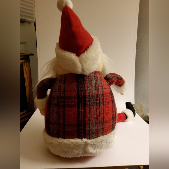 Plush sitting Santa - Picture 4 of 4